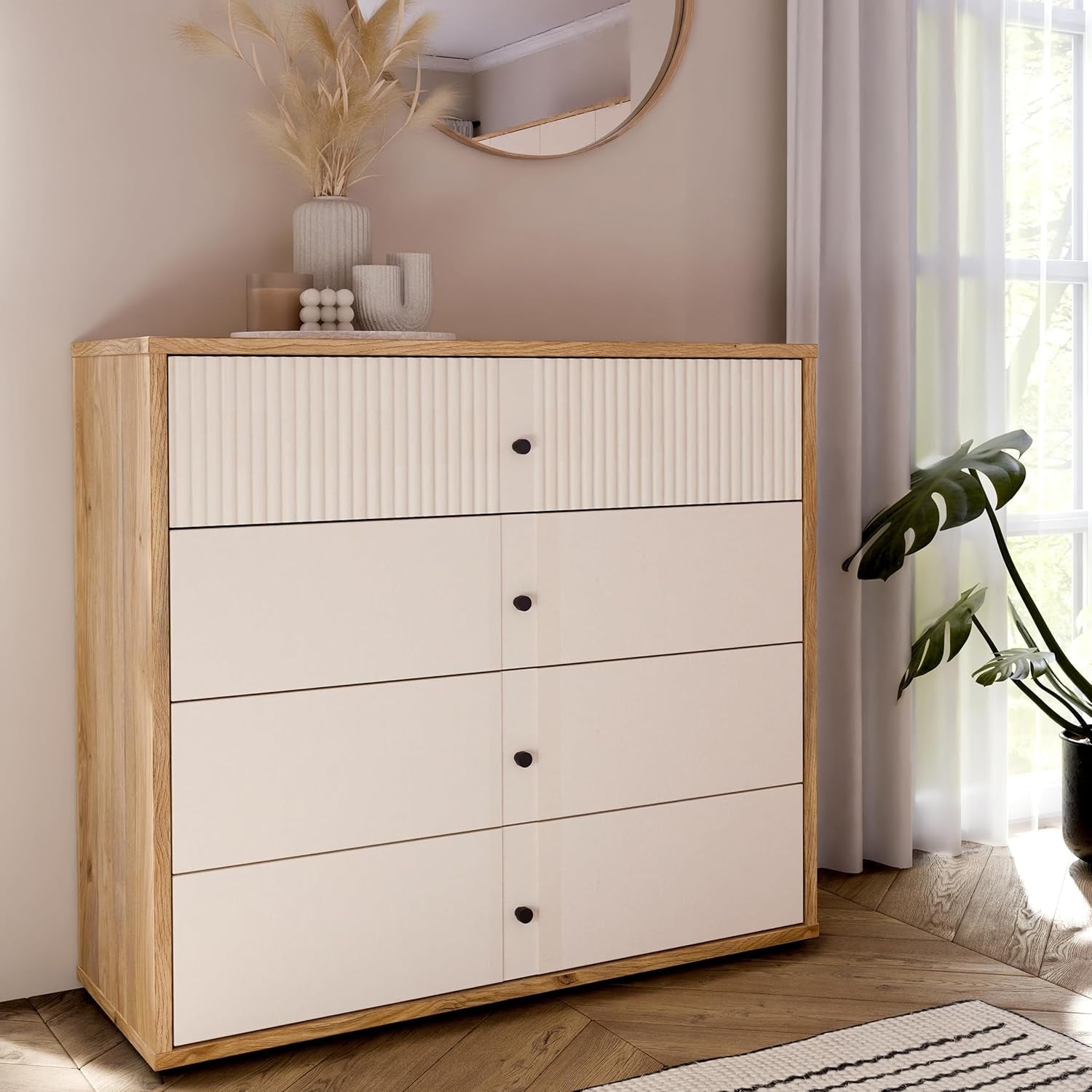 Kommode mit 4 Schubladen aus Holzwerkstoff in Kaschmirbeige, Mauvella-Eiche und Sand, 104,8 ¡Á 95